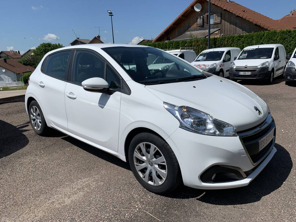 Peugeot 208 - Affaire 1.6 BLUEHDI 100 PREMIUM PACK